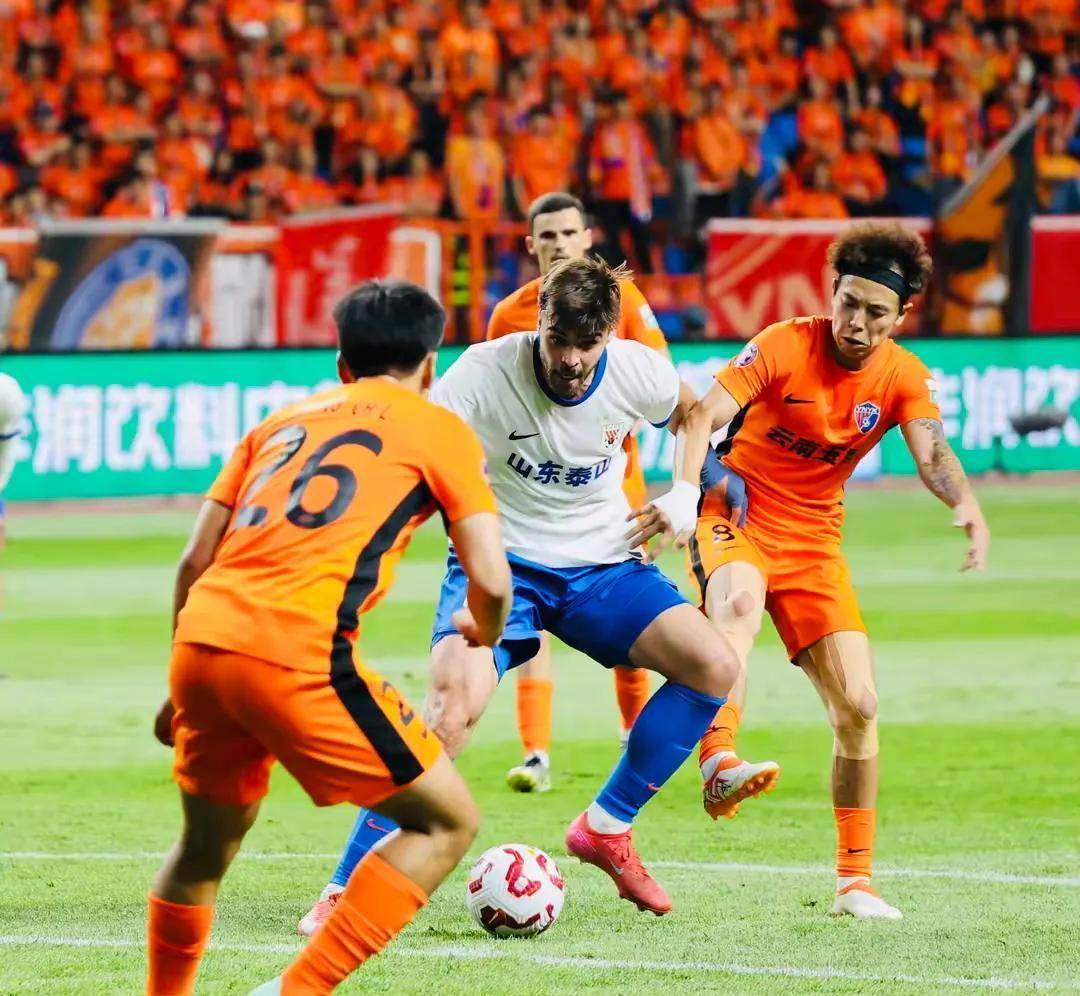 深圳队爆发神级表现,中超被彻底压制,爆冷的简单介绍 深圳队爆发神级表现,中超被彻底压制,爆冷的简单介绍