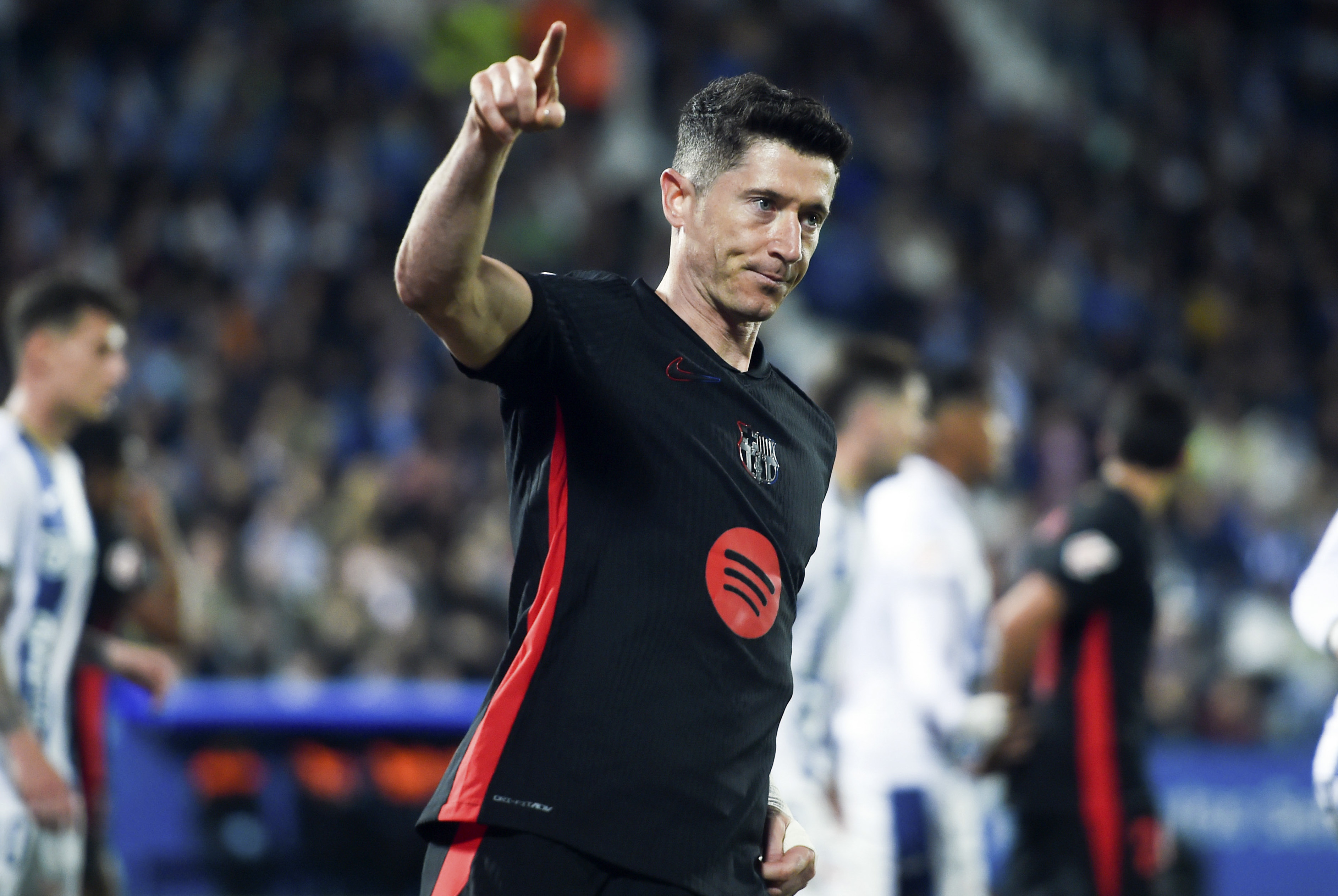 巴塞罗那在西甲联赛中的杰出表现 巴塞罗那在西甲联赛中的杰出表现