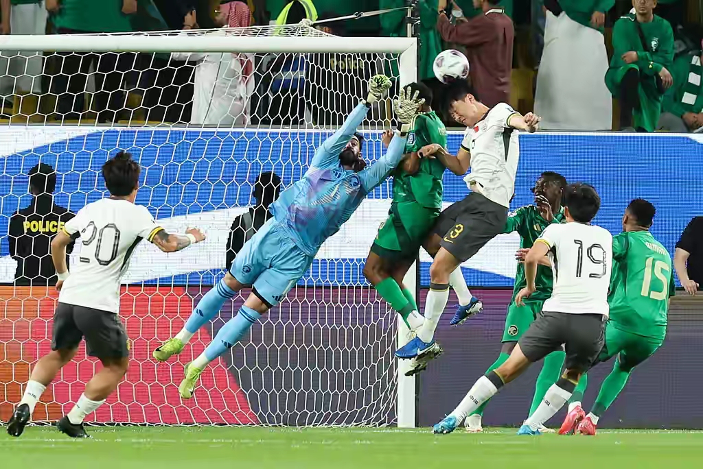 塞尔维亚队遭遇挑战,全队保持积极态度备战 塞尔维亚队遭遇挑战,全队保持积极态度备战