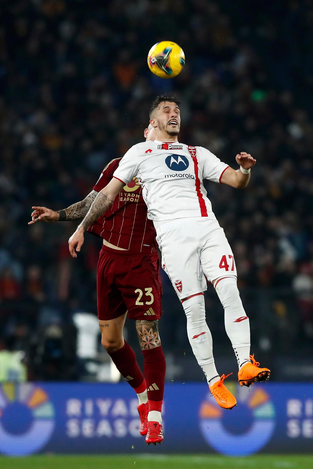 罗马前锋打入关键进球帮助球队获胜 罗马前锋打入关键进球帮助球队获胜