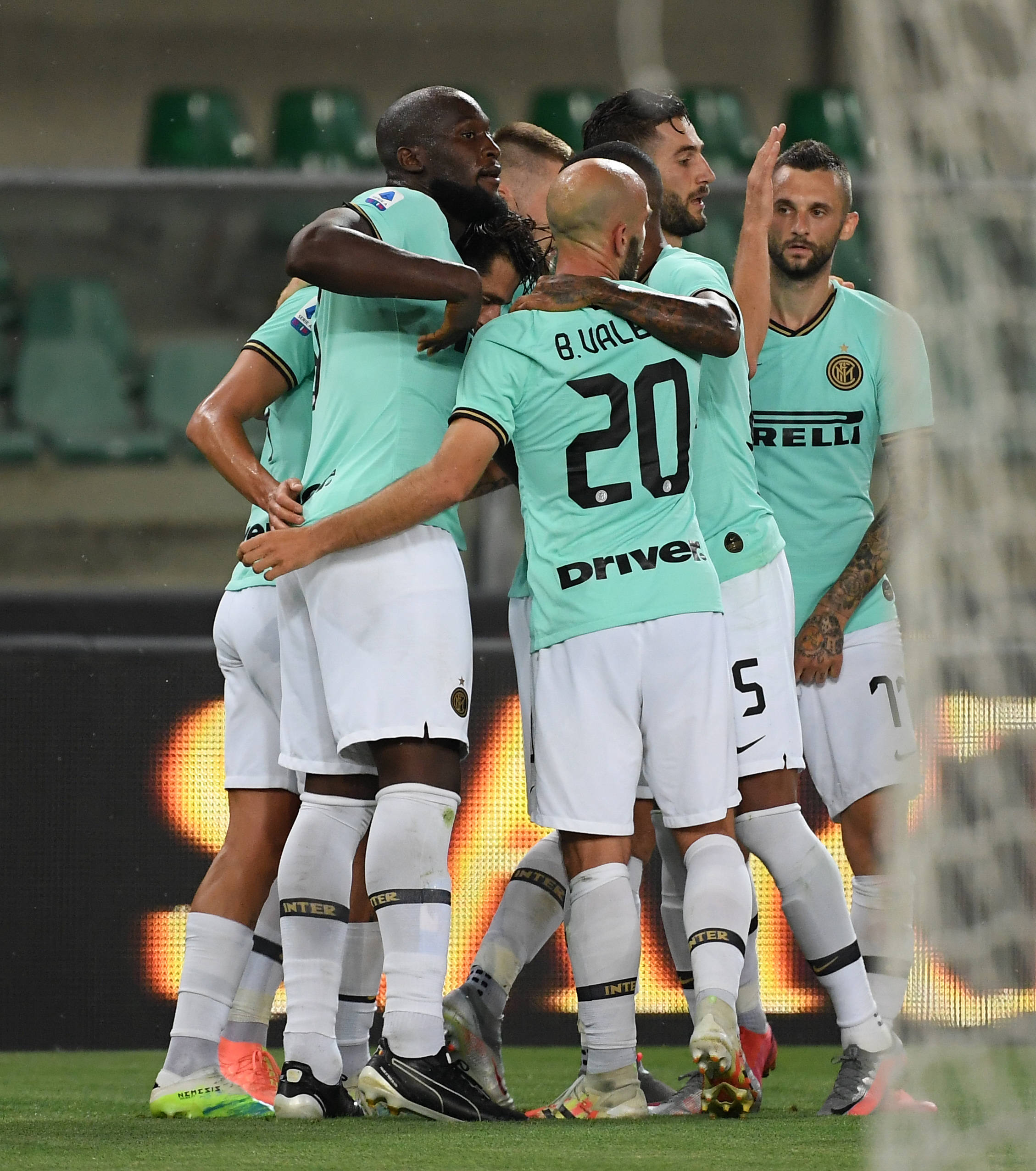 维罗纳战平锡耶纳,难分胜负的简单介绍 维罗纳战平锡耶纳,难分胜负的简单介绍