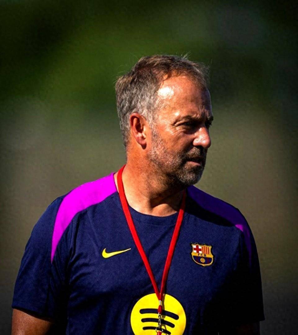 1xBit体育课程-巴塞罗那主帅因战术失误遭批评