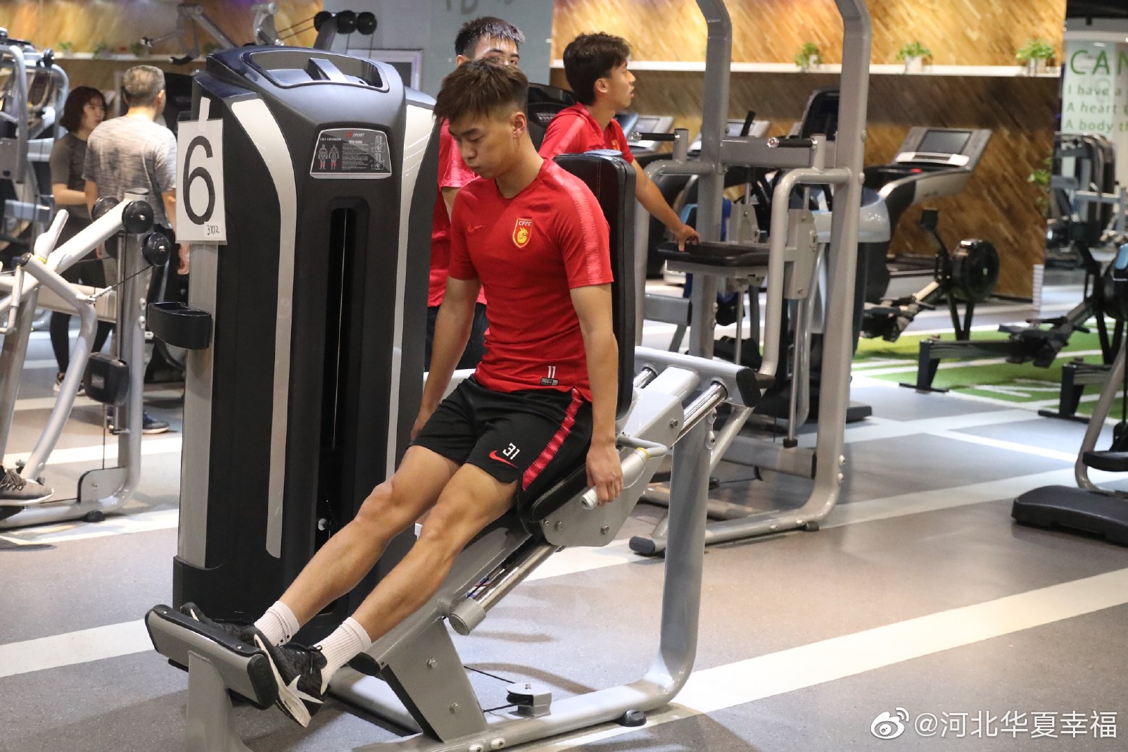 1xBit体育视频-关于河北华夏幸福冲击前四，球员积极备战的信息