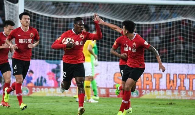 1xBit体育平台-深圳佳兆业主场击败河南建业，稳固保级形势