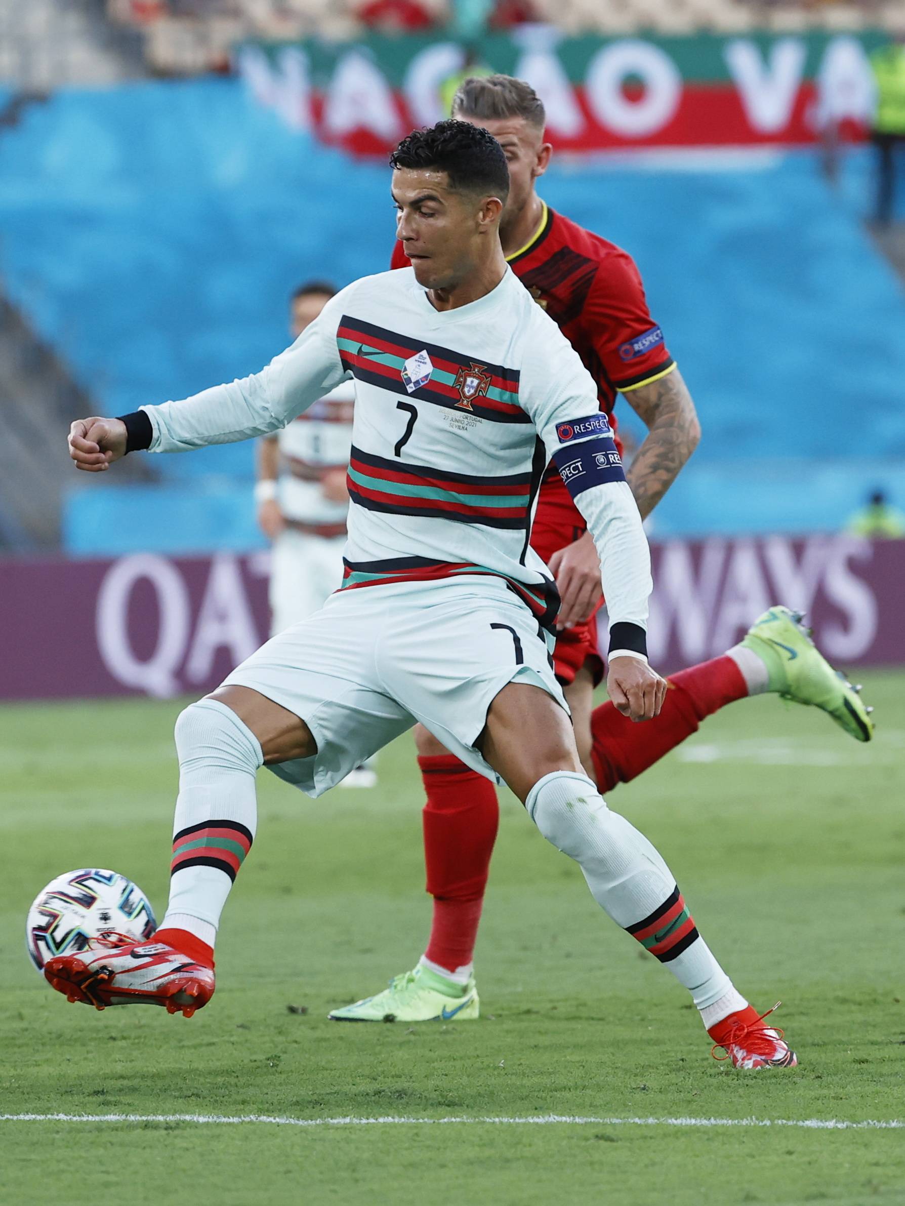 1xBit体育教练-比利时连克荷兰，成功杀入欧锦赛半决赛的简单介绍