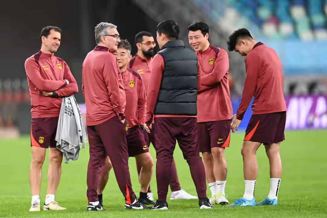 1xBit体育app下载-足坛焦点战役中国队再度夺魁，赢得掌声