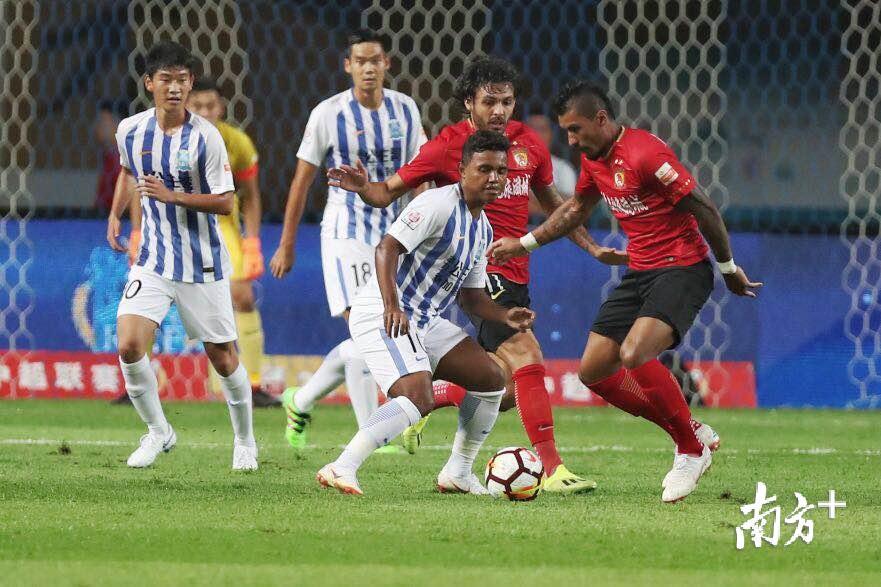 关于恒大客场战胜广州富力,稳坐榜首位置的信息 关于恒大客场战胜广州富力,稳坐榜首位置的信息