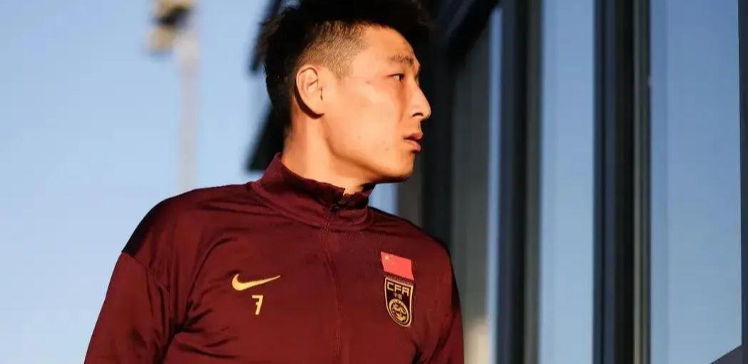 包含亚洲足球赛场上的一场历史性较量的词条 包含亚洲足球赛场上的一场历史性较量的词条