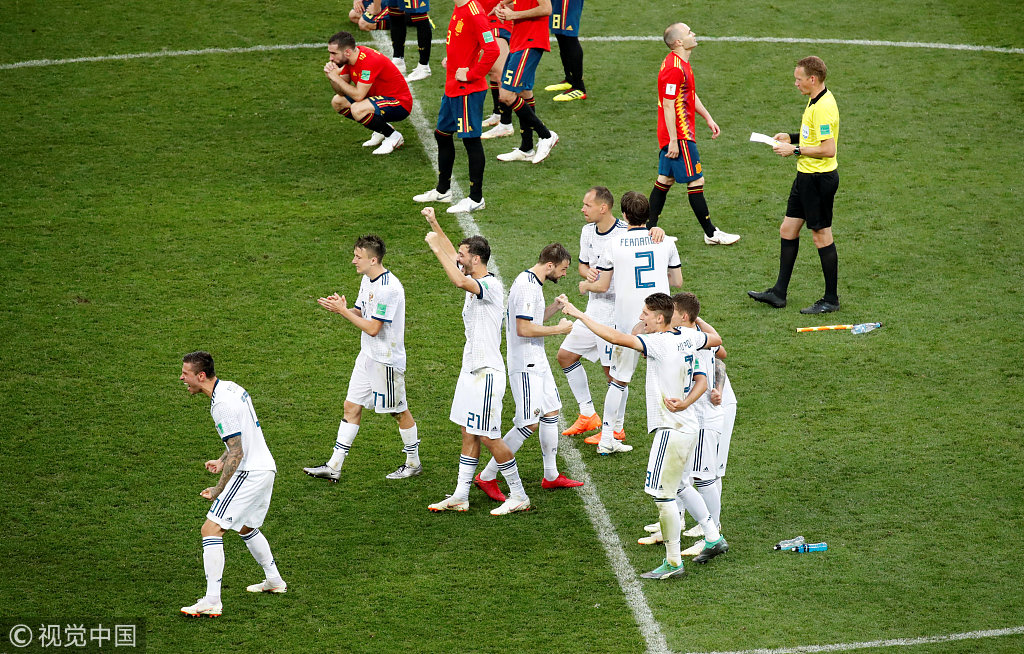 斯洛伐克队惜败西班牙,被淘汰出局 斯洛伐克队惜败西班牙,被淘汰出局