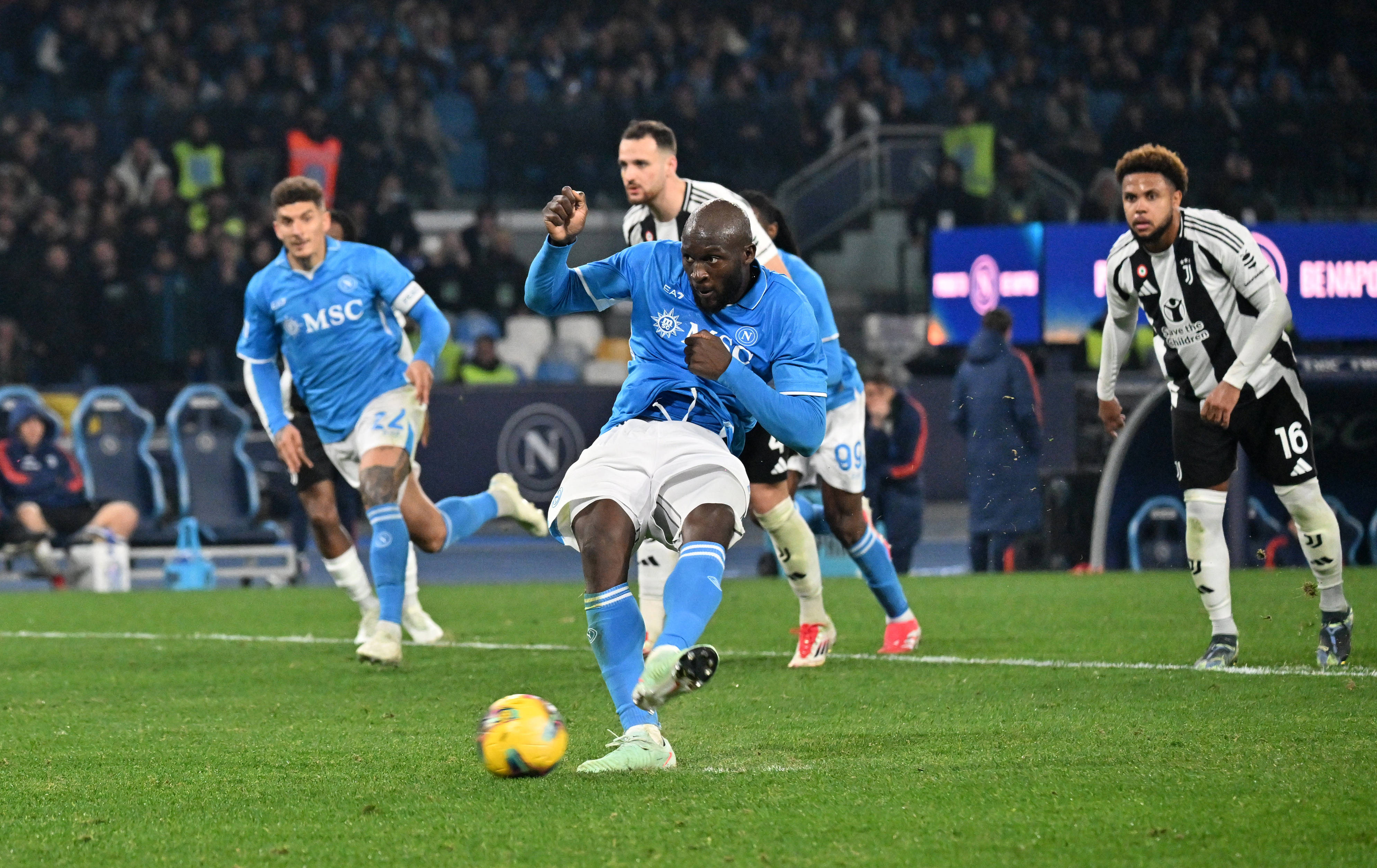 包含尤文图斯客场逼平那不勒斯,积分继续领先的词条 包含尤文图斯客场逼平那不勒斯,积分继续领先的词条