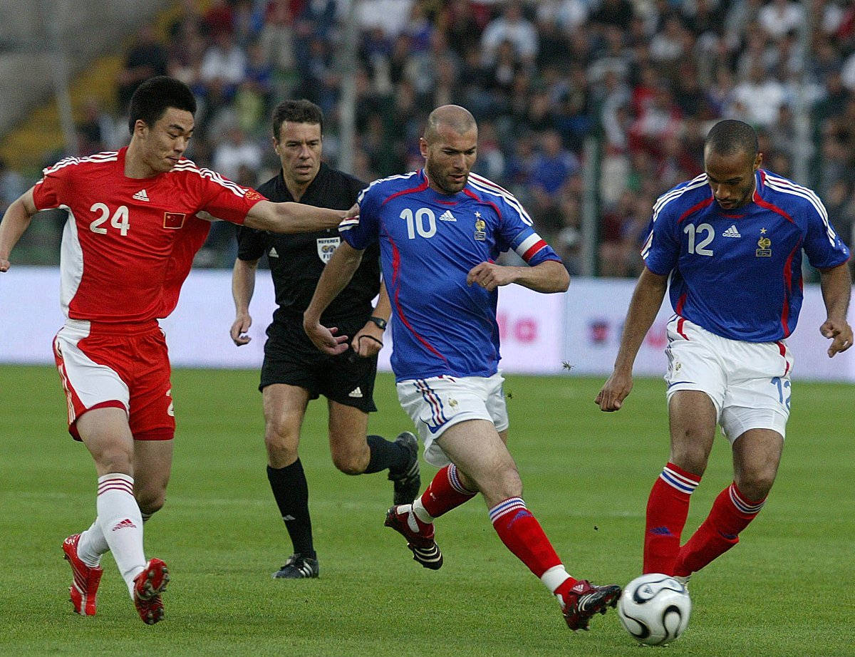 秘鲁队率先晋级下一轮,全队表现出色 秘鲁队率先晋级下一轮,全队表现出色