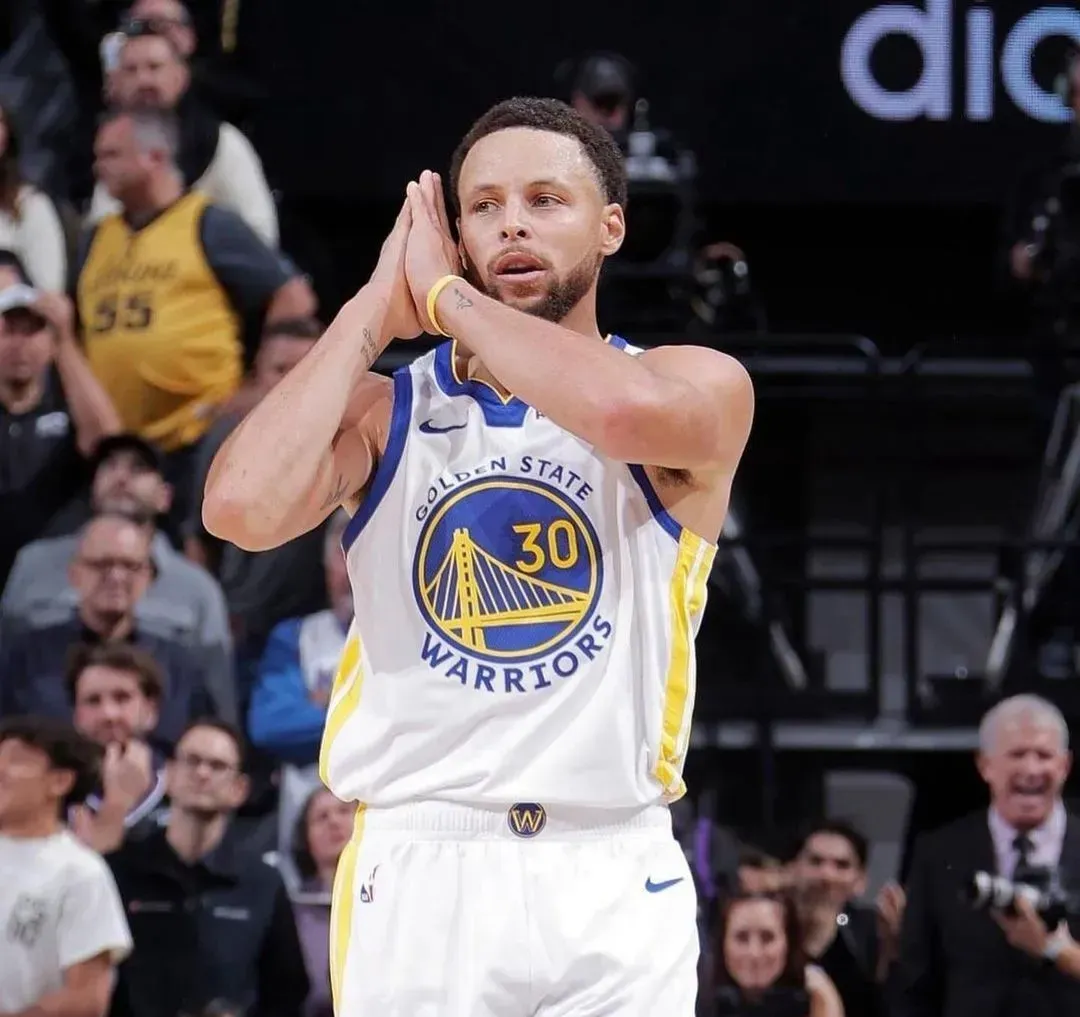 猛龙逆转火箭,库里效率 猛龙逆转火箭,库里效率